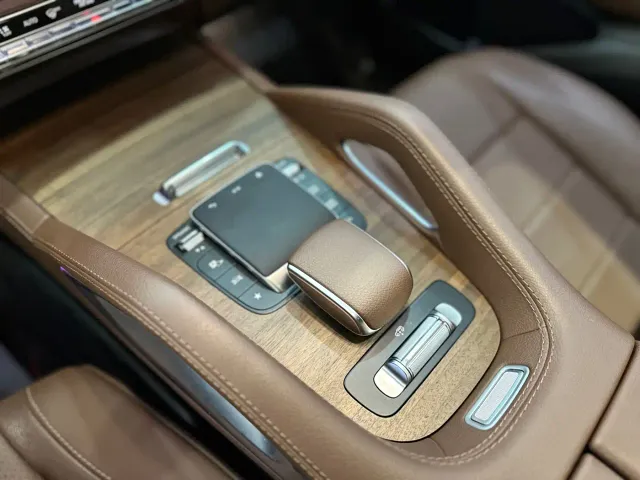 Mercedes-Benz GLE-Class — Фото автомобиля 6