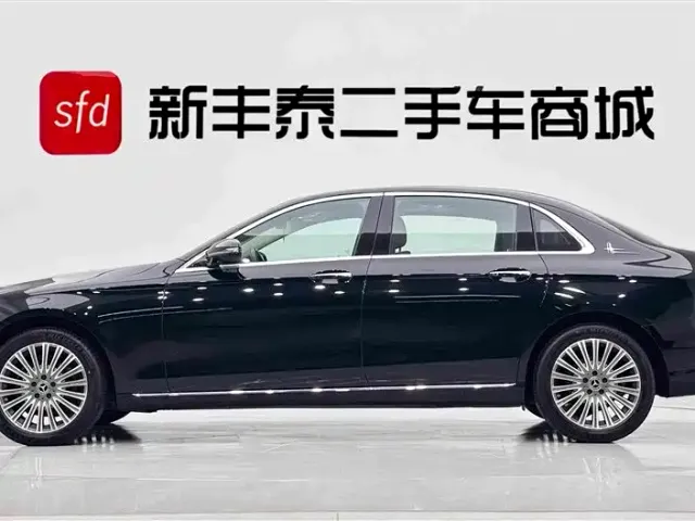 Mercedes-Benz E-Class — Фото автомобиля 7