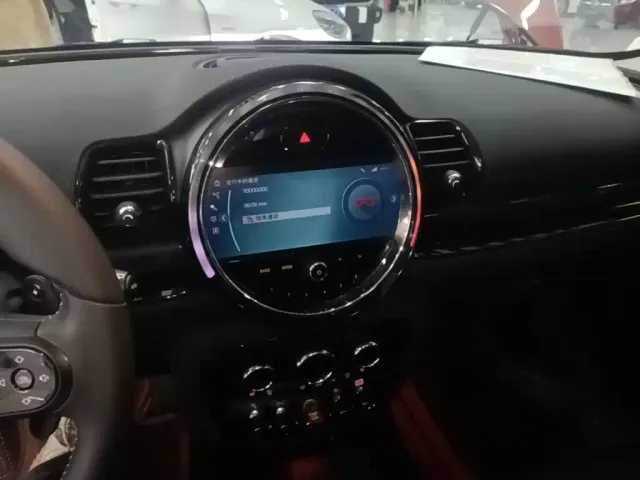 MINI Clubman — Фото автомобиля 12