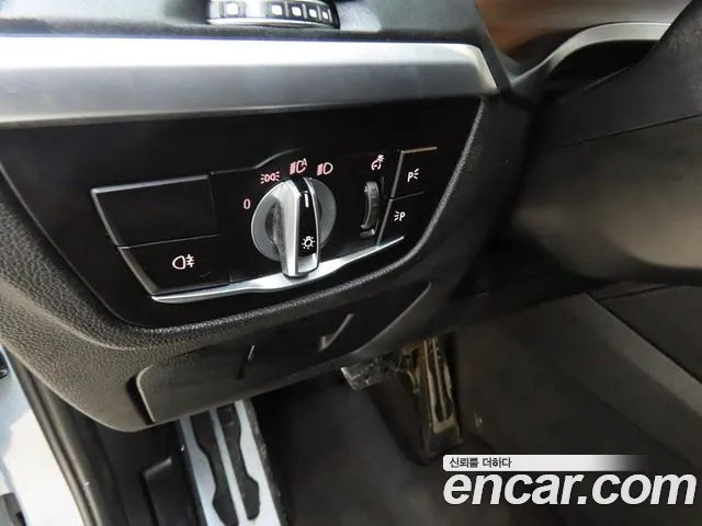 BMW X4 xDrive 20d M Sport Pro — Фото автомобиля 10