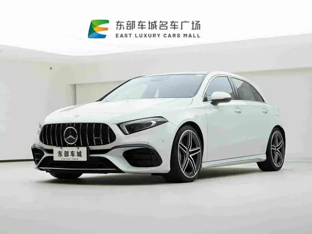 Фотография автомобиля — Mercedes-Benz A-Class AMG