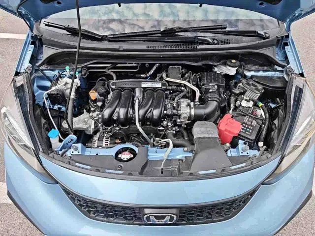 Honda Fit — Фото автомобиля 8