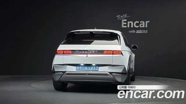 Hyundai Ioniq 5 — Фото автомобиля 4