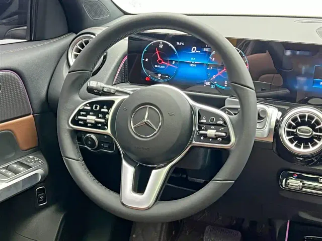 Mercedes-Benz GLB-Class — Фото автомобиля 23
