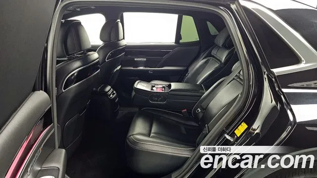 Genesis G90 Бензин 3.5 турбо AWD — Фото автомобиля 11