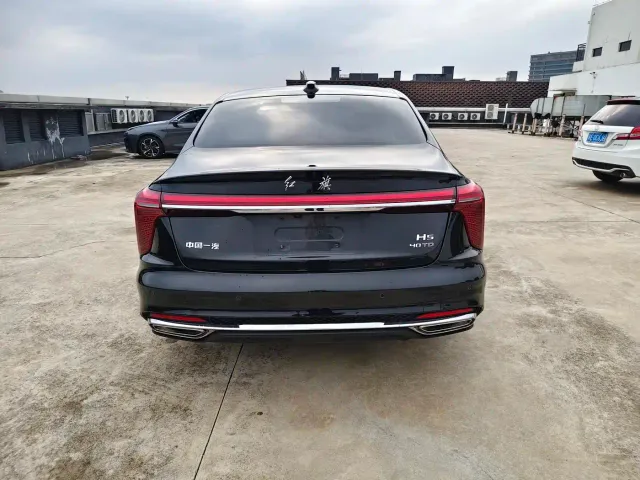 Hongqi H5 — Фото автомобиля 12
