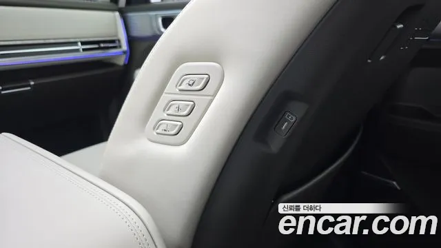 Hyundai Santa Fe — Фото автомобиля 30