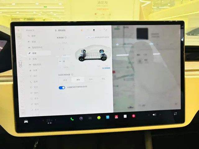 Tesla Model X 2023 Dual Motor All-Wheel Drive Edition — Фото автомобиля 9