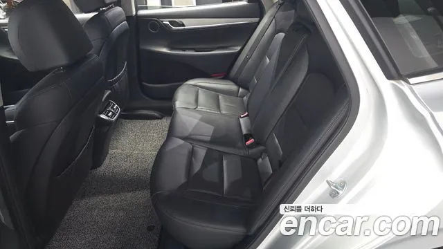 Hyundai Grandeur Новый Grandeur IG 3.0 LPi (Такси) — Фото автомобиля 12
