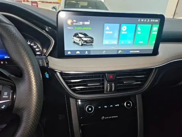Ford Escape — Фото автомобиля 12