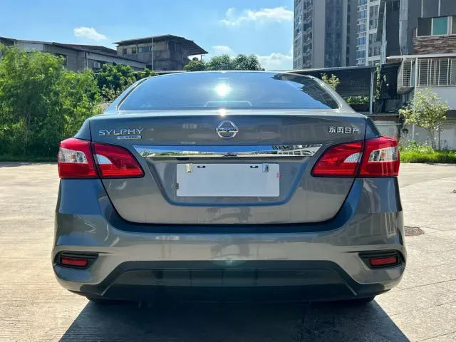 Nissan Sylphy — Фото автомобиля 8