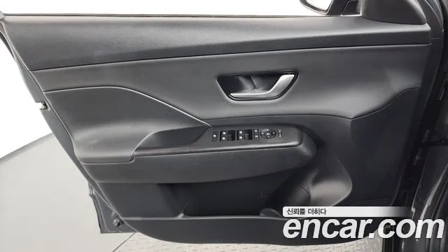 Hyundai Kona Kona (SX2) Бензин 1.6 турбо 2WD — Фото автомобиля 23