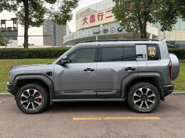 BYD FangChengBao Leopard 5 — Фото автомобиля 3