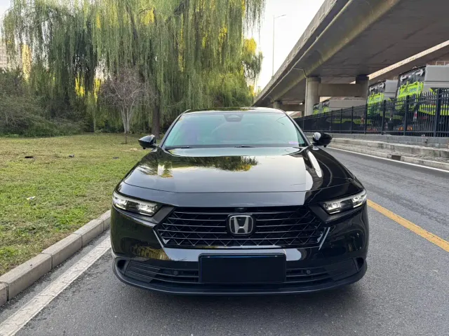 Фотография автомобиля — Honda Accord