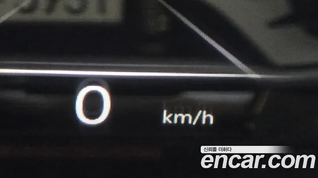 Genesis G90 Бензин 3.5 турбо AWD — Фото автомобиля 17
