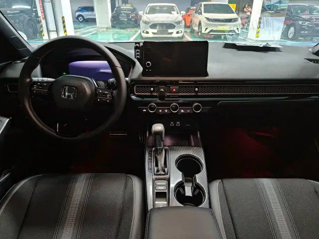 Honda Civic — Фото автомобиля 10