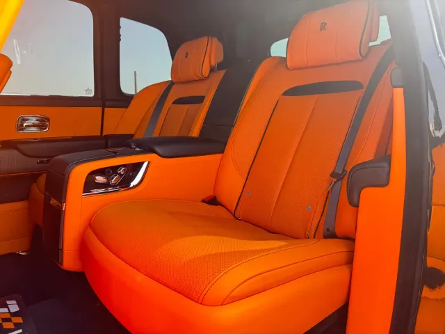 Rolls-Royce Cullinan — Фото автомобиля 16