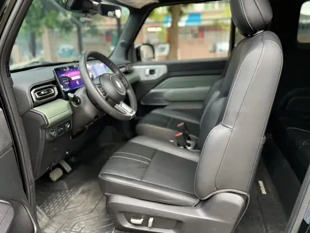 Baojun Yep — Фото автомобиля 13