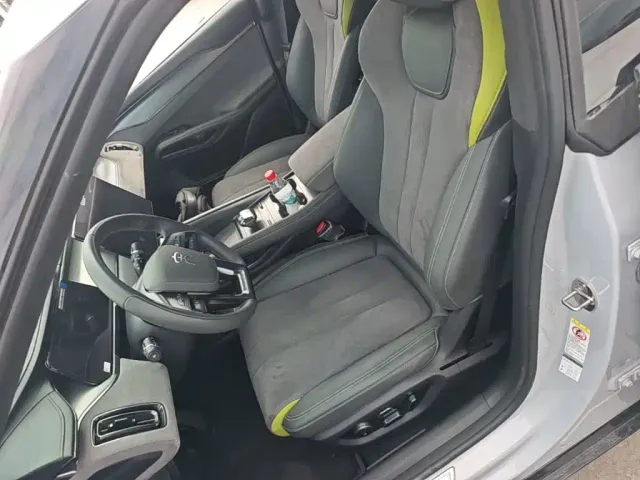 BYD Song L EV — Фото автомобиля 14