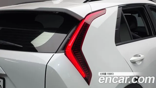 Kia Niro The All New — Фото автомобиля 8