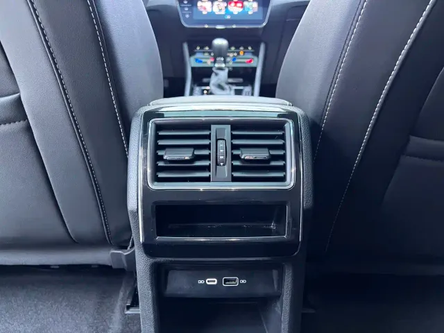 Skoda Superb — Фото автомобиля 14