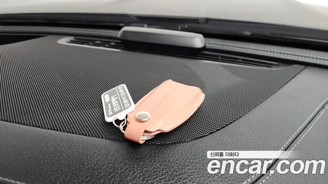 Mercedes-Benz E-Class — Фото автомобиля 13