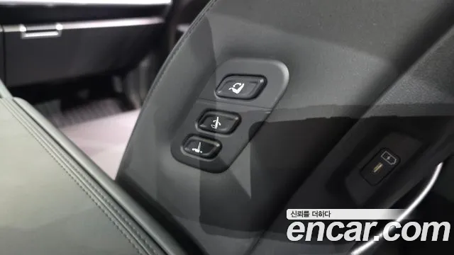 Hyundai Santafe Santa Fe (MX5) Бензин 2.5T 4WD — Фото автомобиля 27