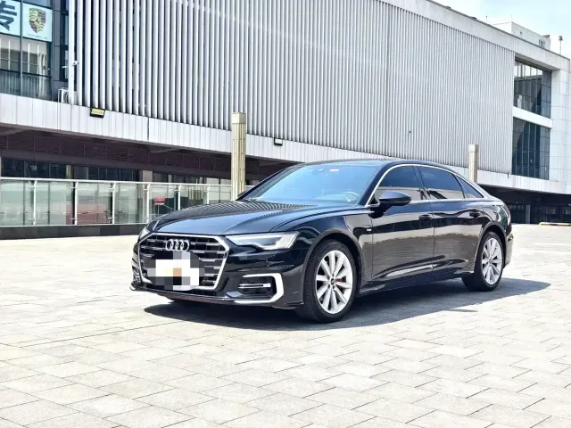 Фотография автомобиля — Audi A6L