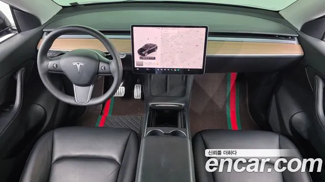 Tesla Model Y — Фото автомобиля 7