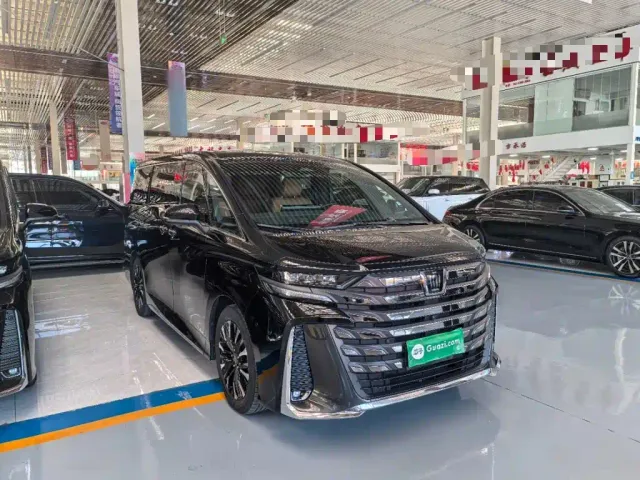 Toyota Vellfire — Фото автомобиля 3