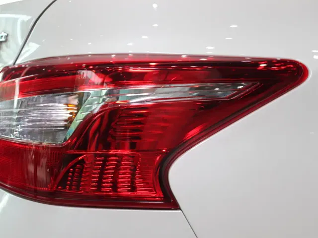 Nissan Sylphy — Фото автомобиля 16