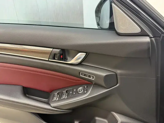 Honda Accord — Фото автомобиля 13