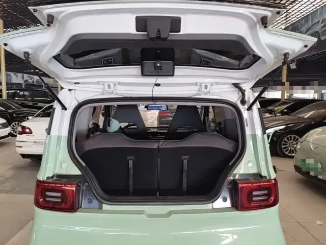Wuling Hongguang Mini EV — Фото автомобиля 18