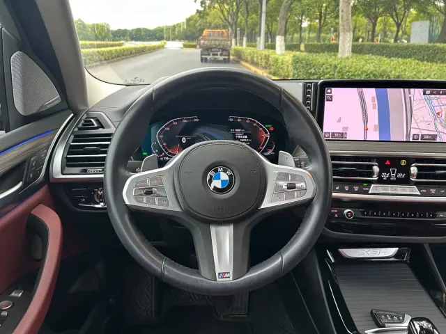 BMW X3 — Фото автомобиля 10