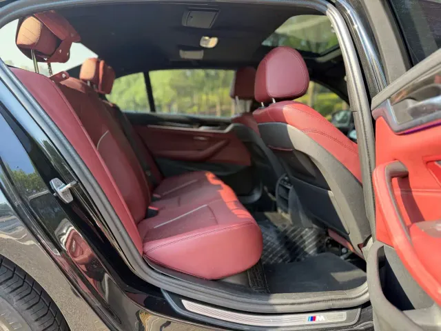 BMW 5 Series — Фото автомобиля 8