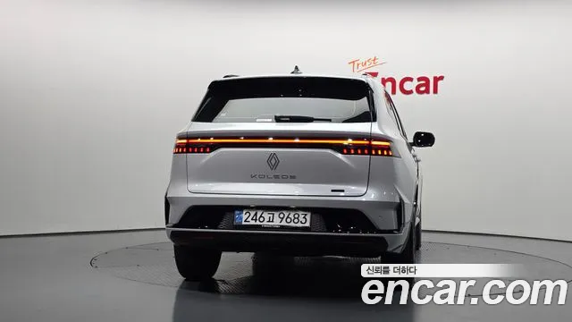 Renault-KoreaSamsung Grand Koleos Grand Koleos — Фото автомобиля 4