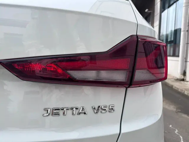 Jetta VS5 — Фото автомобиля 5