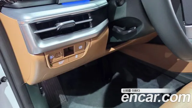 Hyundai Grandeur GN7 — Фото автомобиля 26