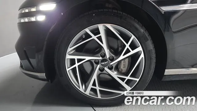 Genesis G90 RS4 — Фото автомобиля 5