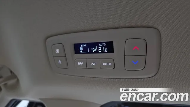 Kia Carnival Generation 4 — Фото автомобиля 30
