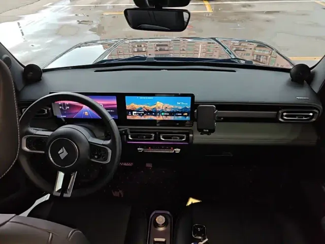 Baojun Yep — Фото автомобиля 9