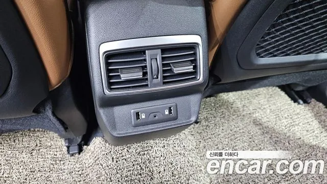 Renault-KoreaSamsung QM6 Новый QM6 2.0 LPe RE Signature 2WD — Фото автомобиля 29