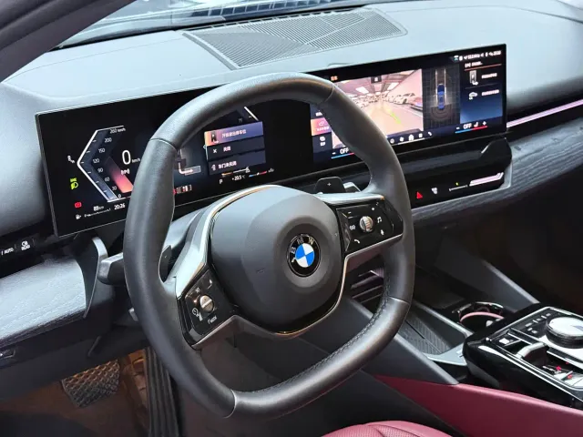 BMW 5 Series — Фото автомобиля 7