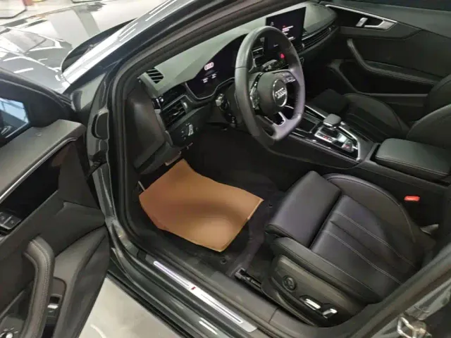 Audi A4L — Фото автомобиля 15