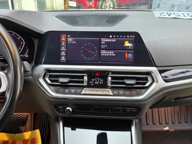 BMW 3 Series — Фото автомобиля 13