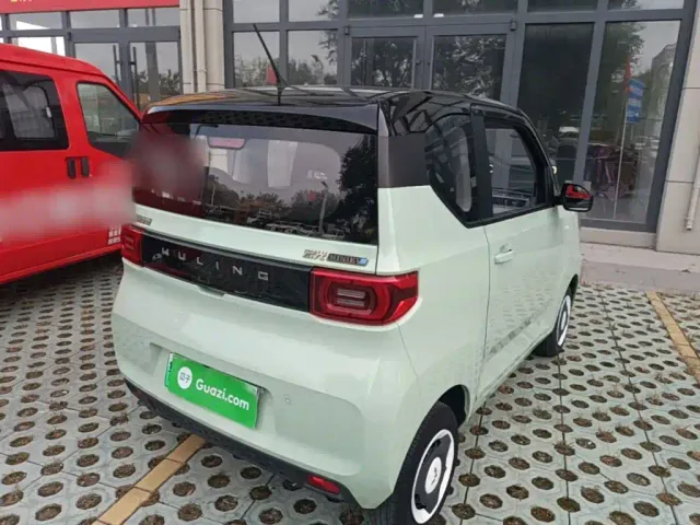 Wuling Hongguang Mini EV — Фото автомобиля 6