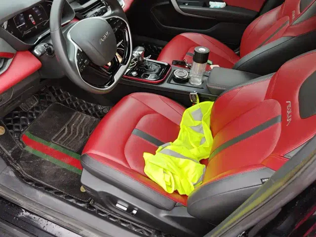 Dongfeng Yixuan GS — Фото автомобиля 9
