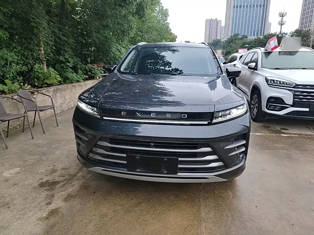 Exeed Exeed Windchaser 2022 Riding the Wind and Waves Edition 1.5T CVT Wind Rider — Фото автомобиля 2