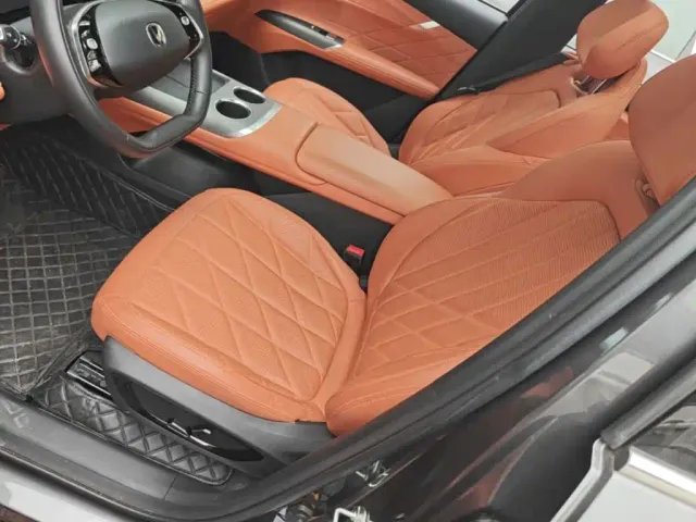 Changan CS75 Plus — Фото автомобиля 14