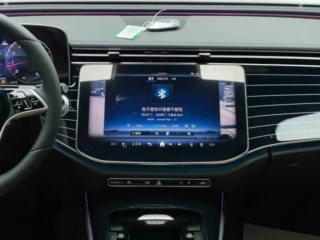 Mercedes-Benz E-Class — Фото автомобиля 7